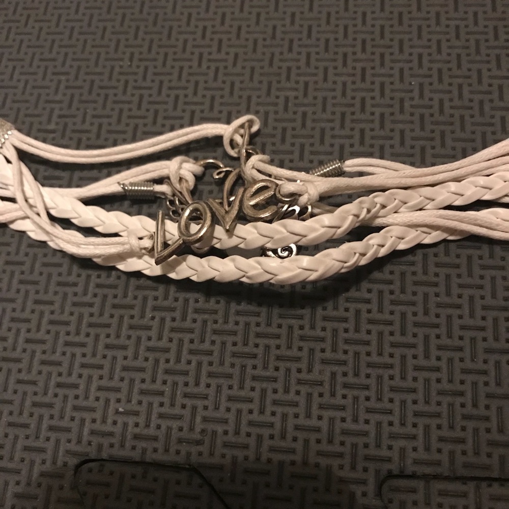 Bracelet